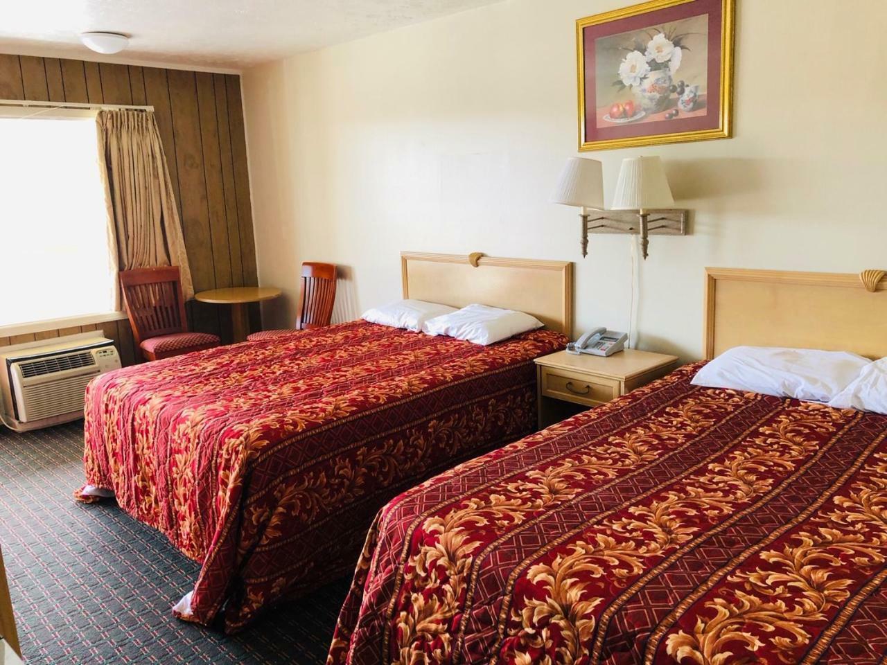 Royal Inn Motel フロント・ロイヤル エクステリア 写真